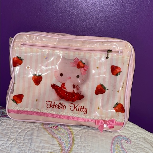 Hello Kitty Handbags - HELLO KITTY MAKEUP BAG Hello Kitty Handbags - HELLO KITTY MAKEUP BAG